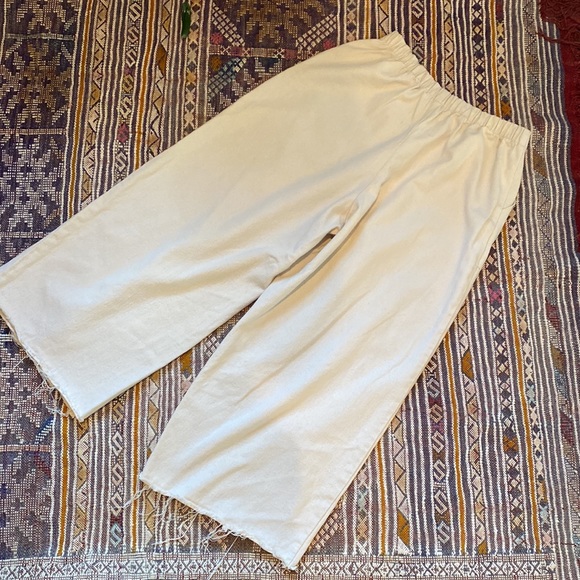 Hack With Design Cropped Pants - Picture 3 of 6